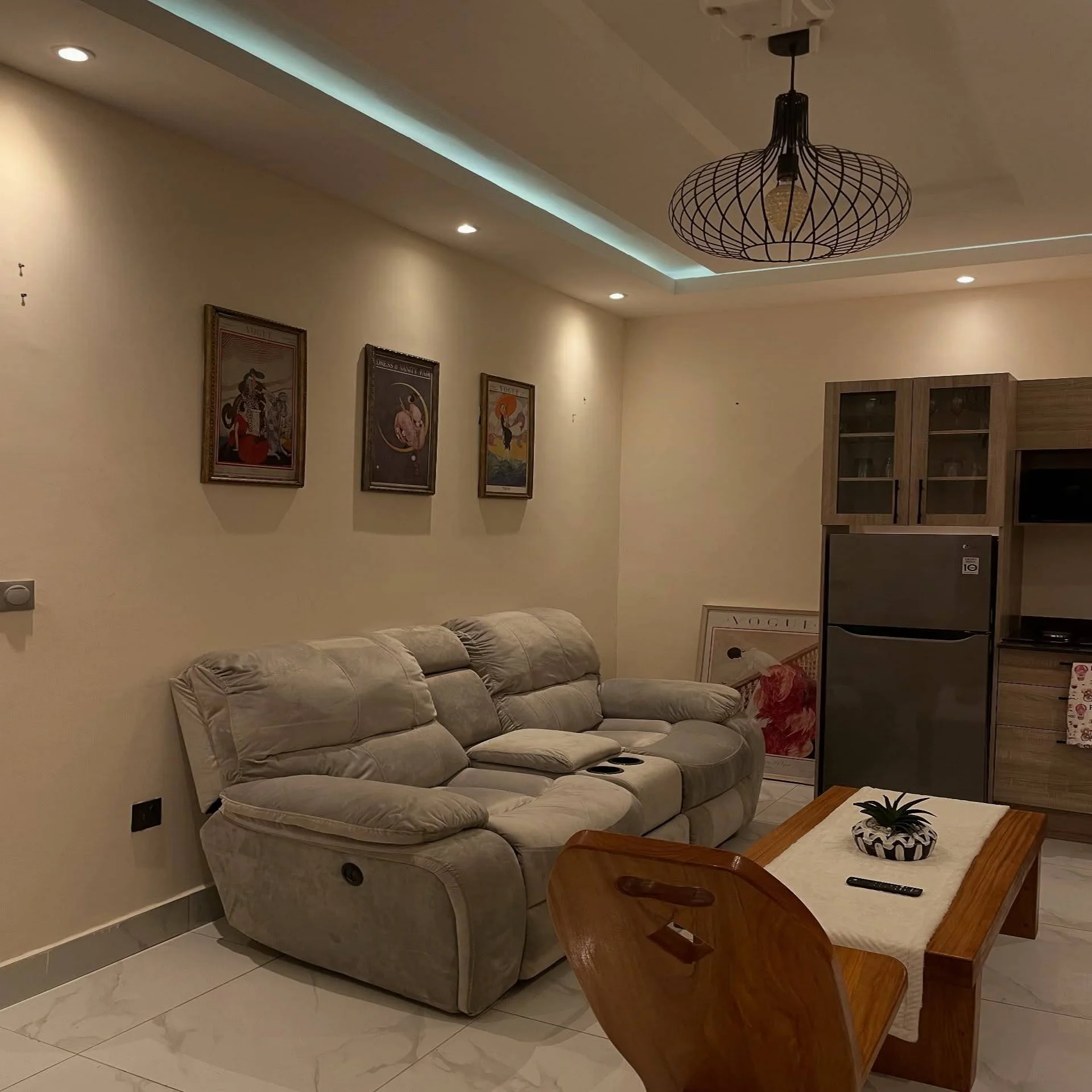 Appartement 8 Two Bedrooms - Image 2