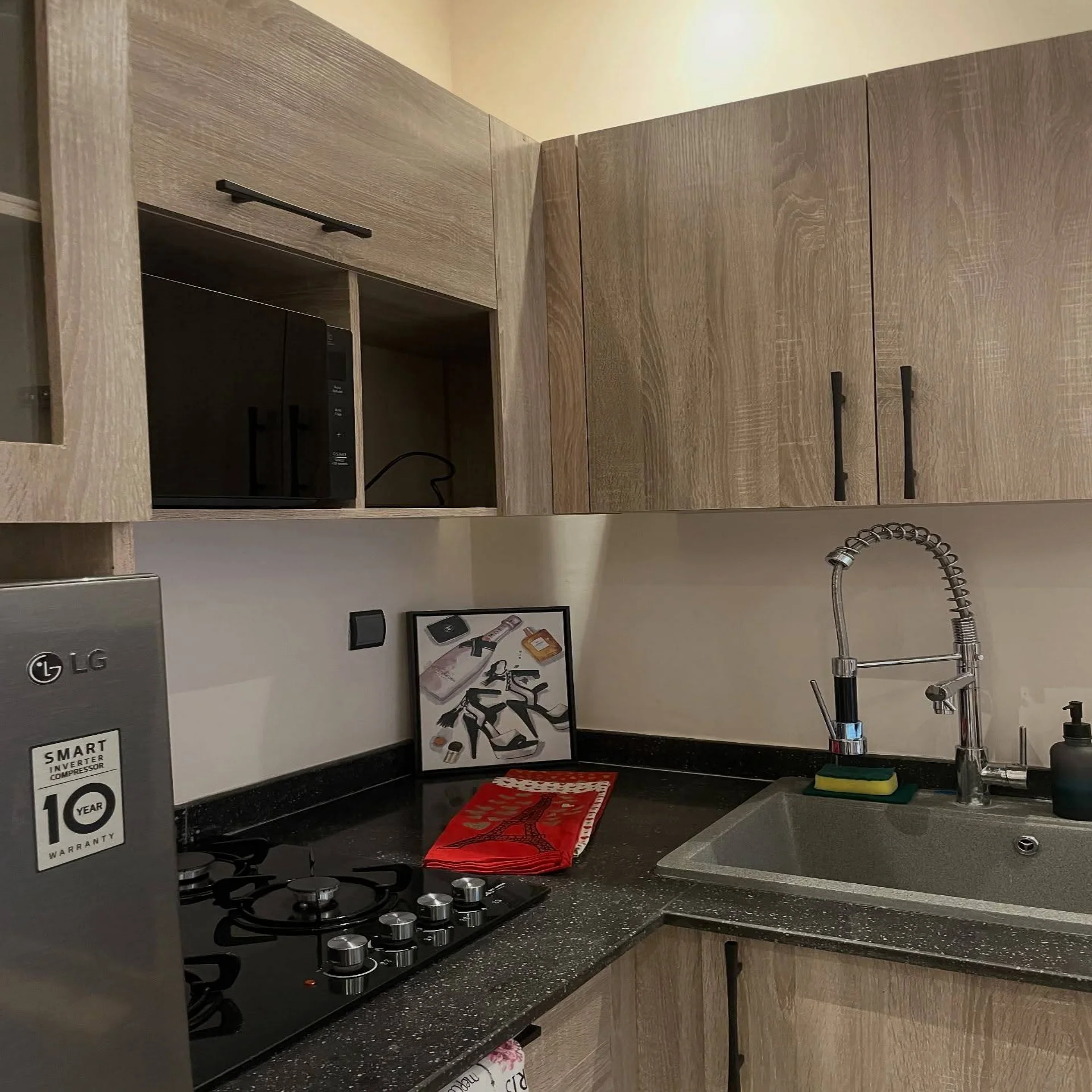 Appartement 8 Two Bedrooms - Image 4